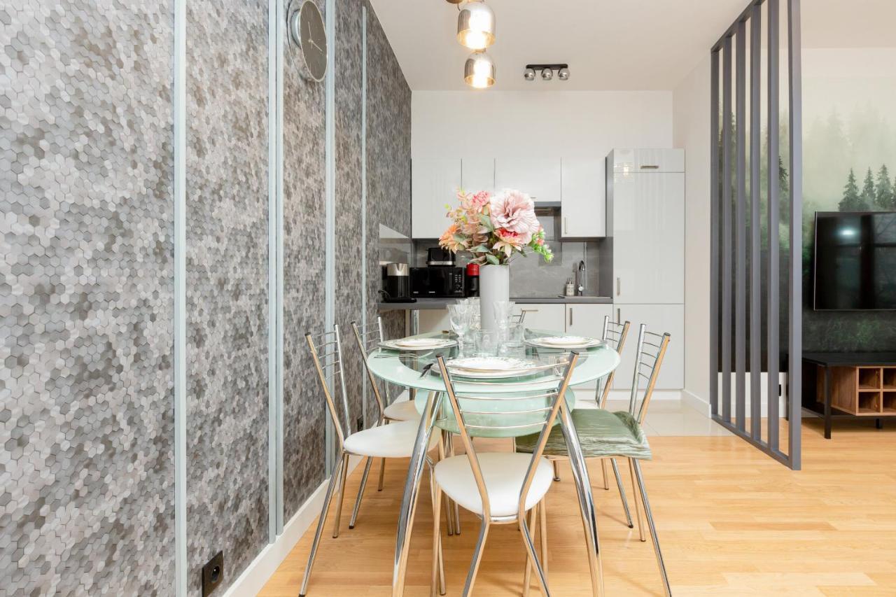 Park Arkadia Apartment With Parking Mokotow By Noclegi Renters Varšava Exteriér fotografie